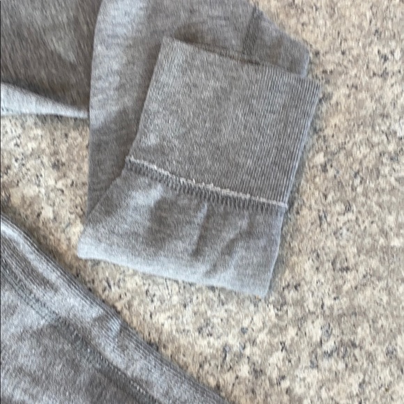 Abercrombie & Fitch hoodie - Picture 6 of 12